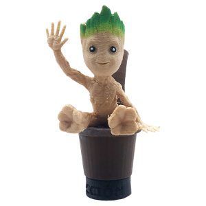 Boquilla personal 3D Groot sentado con la mano levantada