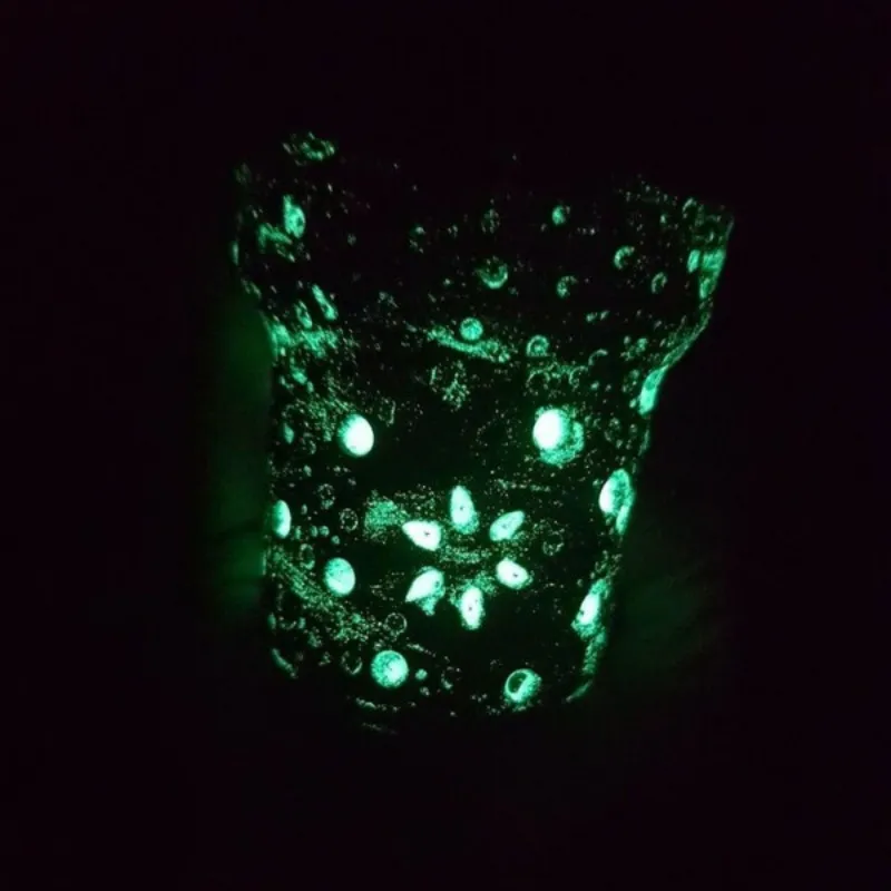 Cazoleta Solaris Moon de barro blanco con pigmentos luminiscentes