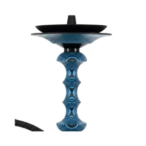 Japona Hookah Shuriken Mini Blue-Black cachimba rusa con acabado azul y negro exclusivo, verdadera obra maestra con mástil de madera tostada con formas enlazadas y partes en acero inoxidable, plato con parte de acero y madera y base de cristal soplado a mano con encaje a presión en The Good Shisha