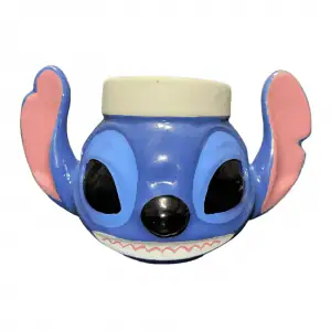 Cazoleta Helium Stitch de barro blanco pintada a mano con zona de carga sin esmaltar