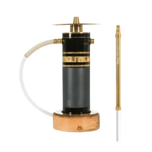 Pack cachimba Oduman Meets El Nefes en cristal de bohemia con partes en acero inoxidable, grabados de cobre, base de madera con iluminación LED, hornillo, cazoleta TGS Nilo, Provost y carbón en The Good Shisha