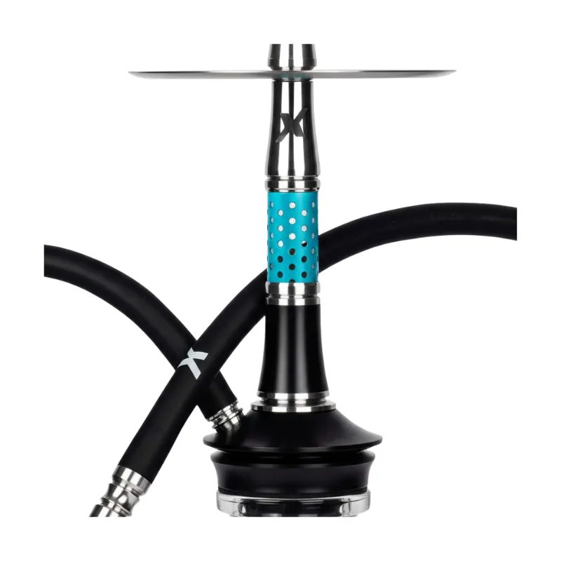 Cachimba KVZE Grid Mini alemana de 45 cm creada por los influencers @kvssel y @hookaze fabricada completamente en acero inoxidable y poliacetal, con base Pata Elefante Mini artesanalmente elaborada mediante técnica de soplado, manguera Soft, difusor, bolas de purga y conector de cazoleta en The Good Shisha