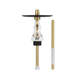Cachimba Alpha Beat White Gold blanco con detalles dorados y purga vertical efecto ola