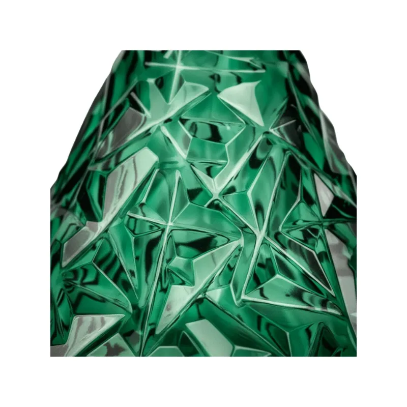 Base Caesar Rock Triangle Esmerald en verde esmeralda