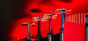 Esta publicación profundiza en la mixología shisha, enseñando cómo fusionar tabacos aromáticos con diversas bebidas para una fumada gourmet.