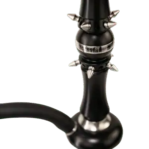 Cachimba Hookah Place Rock Star rusa de 60 cm fabricada en poliacetal de primera calidad y acero inoxidable con base transparente estilo ruso, purga por los orificios en la esfera del mástil, conector de manguera con juntas tóricas y difusor extraíble en The Good Shisha