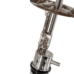 Cachimba Shi Carver Revolver Dead Redemption inspirada en el Lejano Oeste con acero inoxidable AISI 304, tonos rojizos metálicos y grabados temáticos
