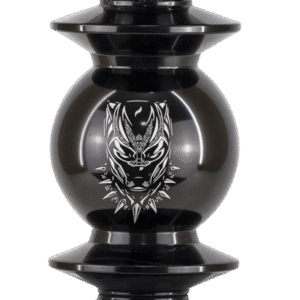 Cachimba Mani Sultan Wakanda inspirada en Wakanda con aluminio anodizado, acero inoxidable, base de vidrio grueso y acabados premium trabajados a mano