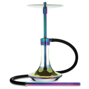 Cachimba MS Magma Style Mashisha con mástil pensado al detalle de estética inigualable, fabricada íntegramente en aluminio de alta calidad con sistema de cierre CLICK hermético entre base y cuerpo, base de vidrio de alta resistencia, boquilla de aluminio ergonómica, plato para la ceniza y juego completo de gomas en The Good Shisha