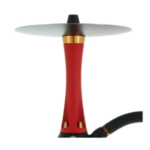 Cachimba MS Twister Mashisha pensada para disfrutar de sesiones completas sin complicaciones, fabricada en aluminio ligero y resistente con sistema de cierre tipo clic, base con ventana que permite ver el nivel de agua, difusor desmontable, purga tipo Volcano que expulsa el humo hacia arriba con efecto visual llamativo, cazoleta de silicona y sistema tipo Kaloud en The Good Shisha